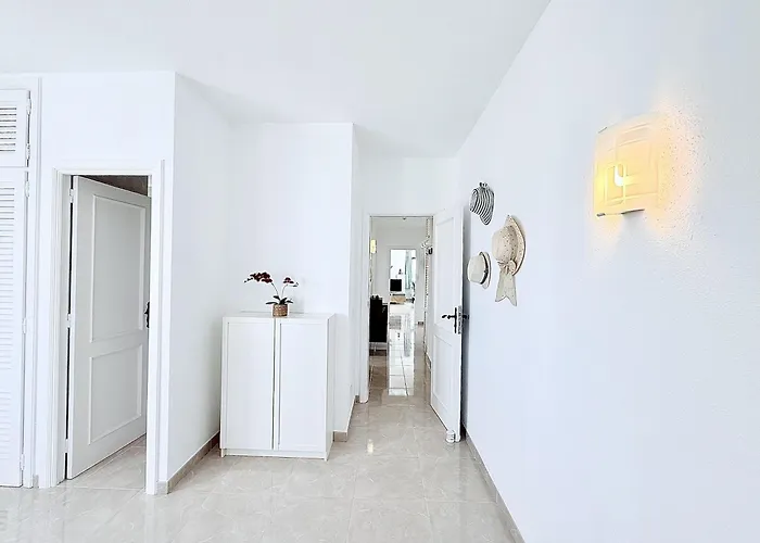 Ocean View, Spacious 2br, Pool, Playa Paraiso Pp601 *