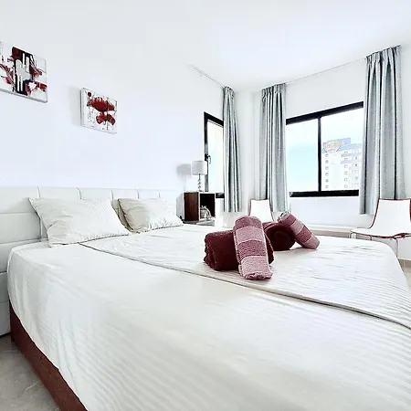 Ocean View, Spacious 2br, Pool, Playa Paraiso Pp601