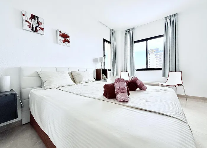 Ocean View, Spacious 2br, Pool, Playa Paraiso Pp601