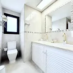 Ocean View, Spacious 2br, Pool, Playa Paraiso Pp601